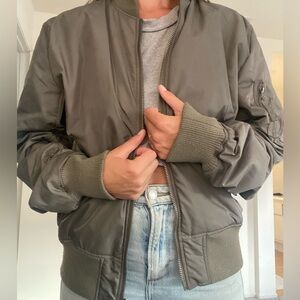 Pacsun Slouchy Bomber Jacket Men’s size Large Khaki